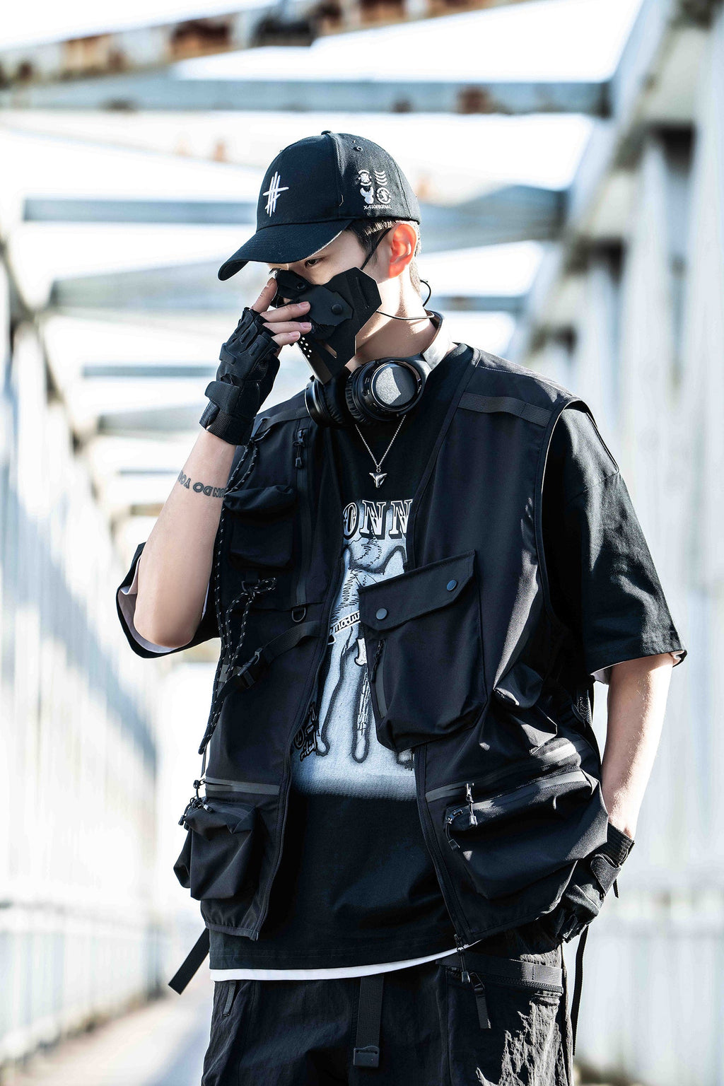 DuskV01 X2 Vest